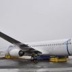 Vyprošťování Boeingu 737-800 v polských Katowicích VODOZNAK 13.03.2013